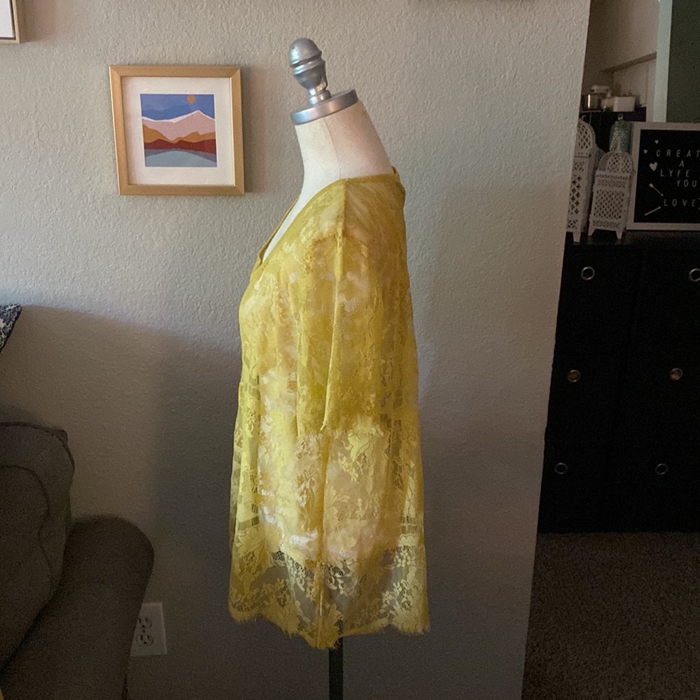 FOSSIL | Yellow Lace Top - Picture 3 of 5